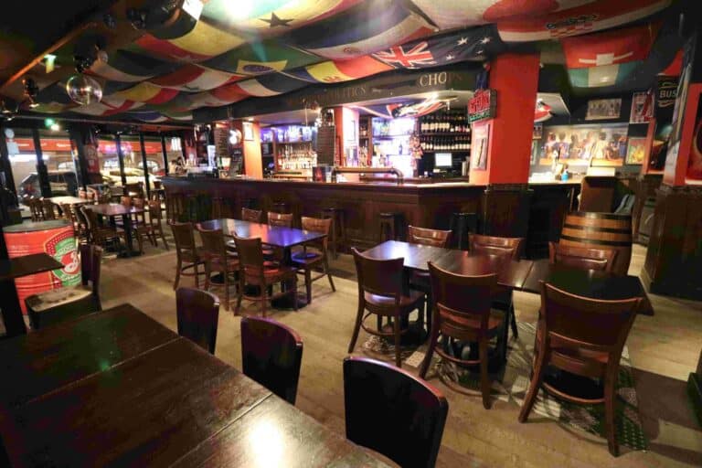 Photo 3 de l'établissement James Hetfeeld's Pub