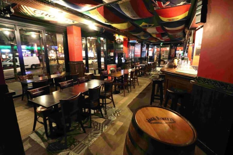 Photo 4 de l'établissement James Hetfeeld's Pub