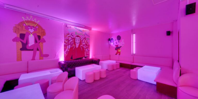 Photo 3 de l'établissement The J'Club