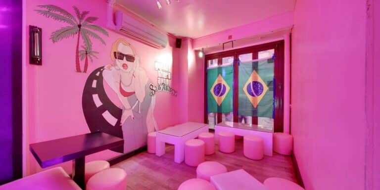 Photo 7 de l'établissement The J'Club