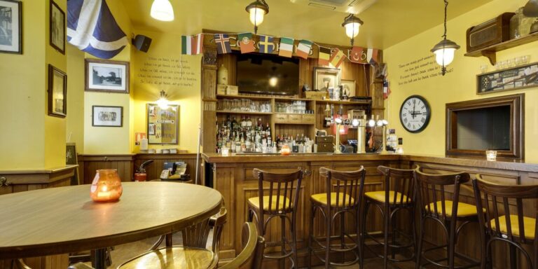 Photo 9 de l'établissement Corcoran's Lounge Pigalle