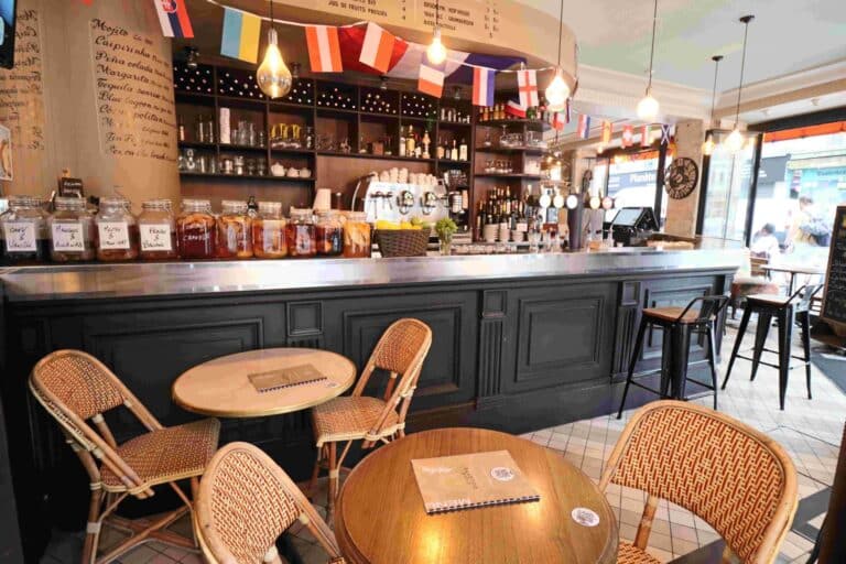 Photo 6 de l'établissement Cafe Colette
