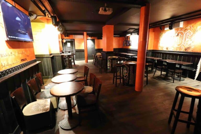 Photo 3 de l'établissement James Hetfeeld's Pub