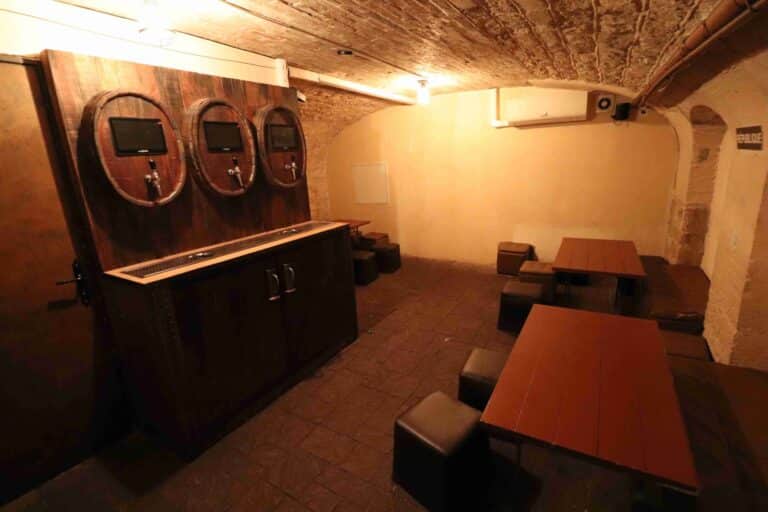Photo 8 de l'établissement Chope-Moi République
