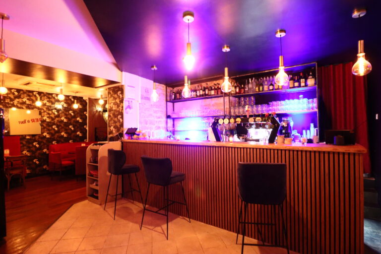L'Espace bar